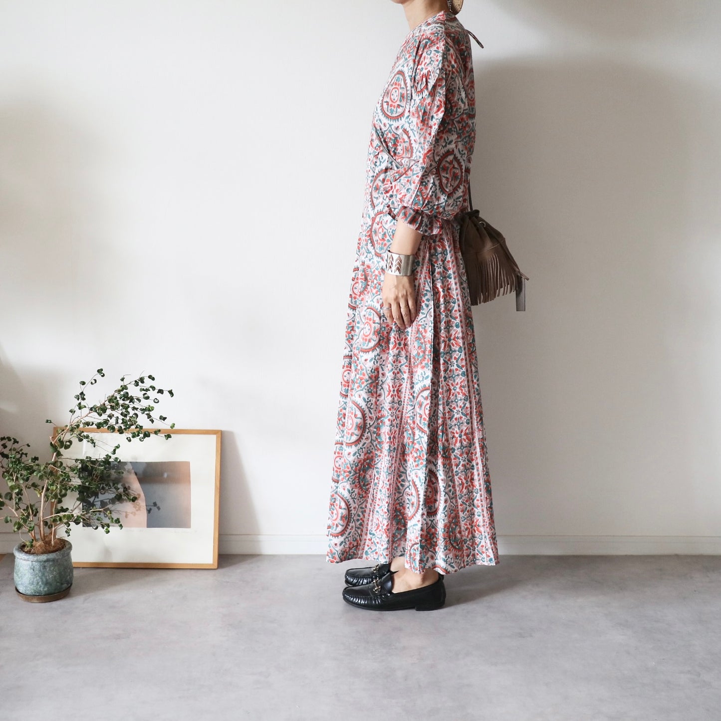 《受注》すっきりシルエットの裾揺れフレアワンピース【traditional orange】