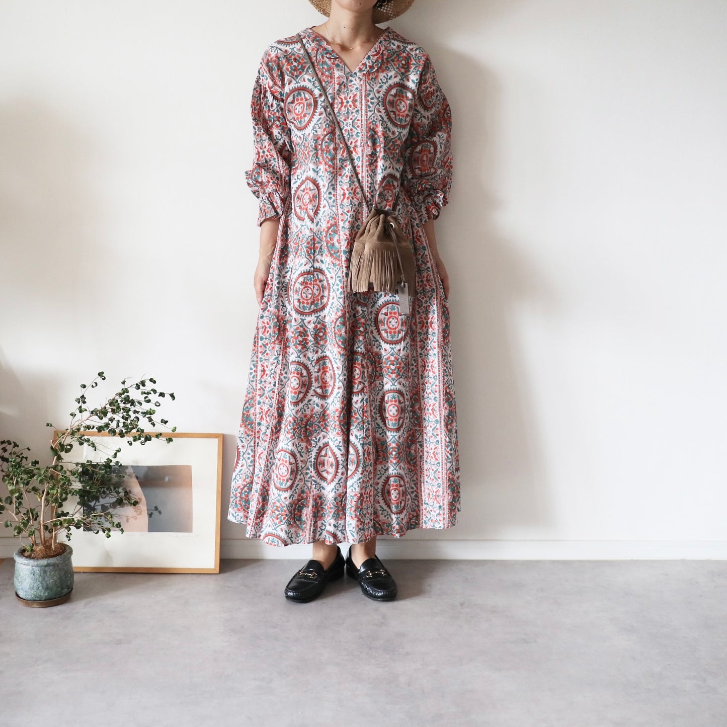 《受注》すっきりシルエットの裾揺れフレアワンピース【traditional orange】