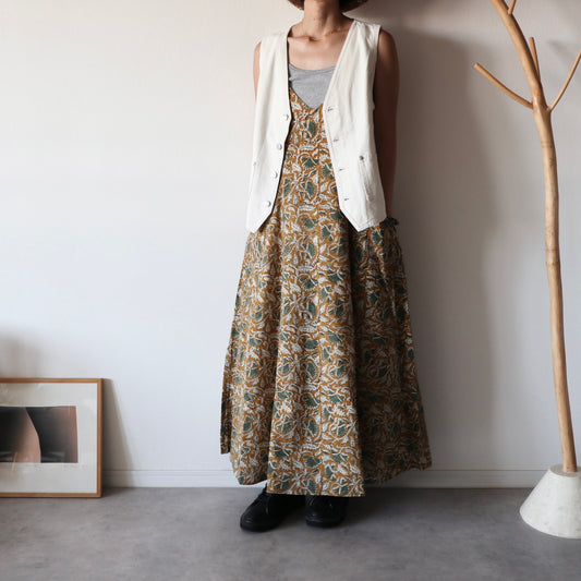《受注》裾ゆれフレアキャミワンピース【mustard brown】