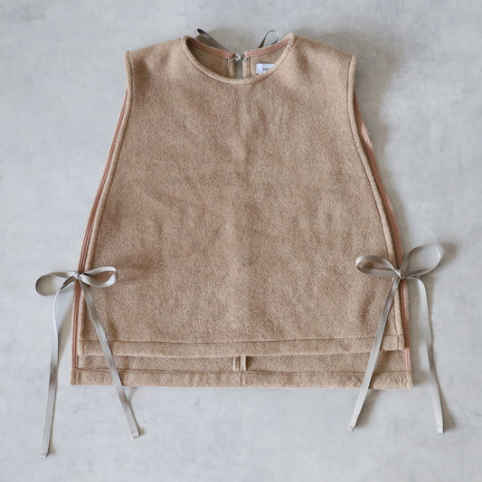 ふんわりあたたか side ribbon vest【camel】