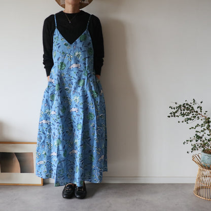 【即納・受注】すっきりシルエットの裾ゆれフレアキャミワンピース【cobalt blue】