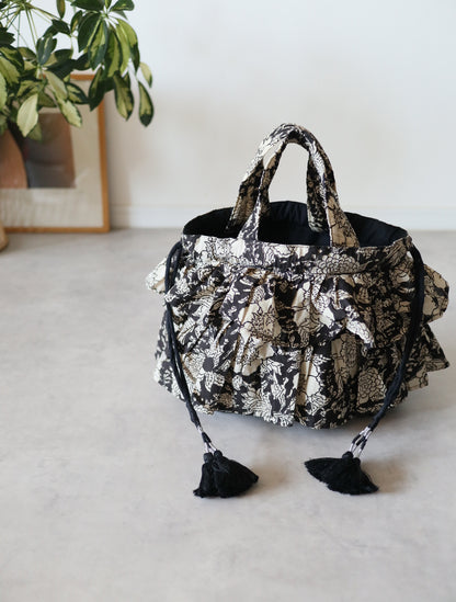 《即納》軽やかフリルの2wayキルトbag【black】