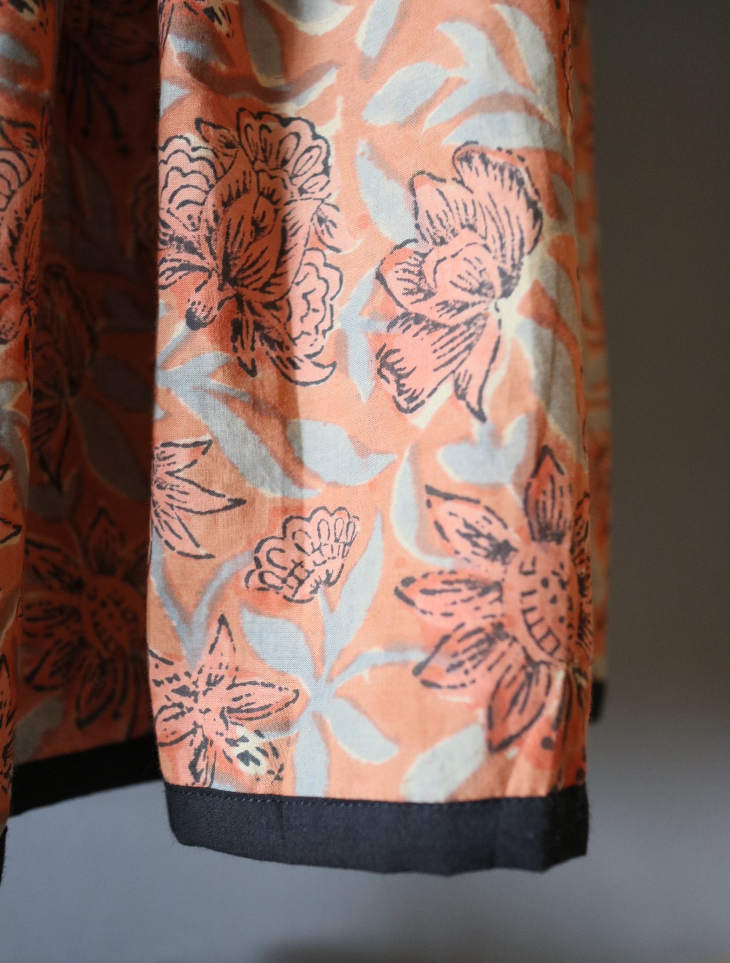 しなやかボリュームのティアードスカート -kusumi orange-