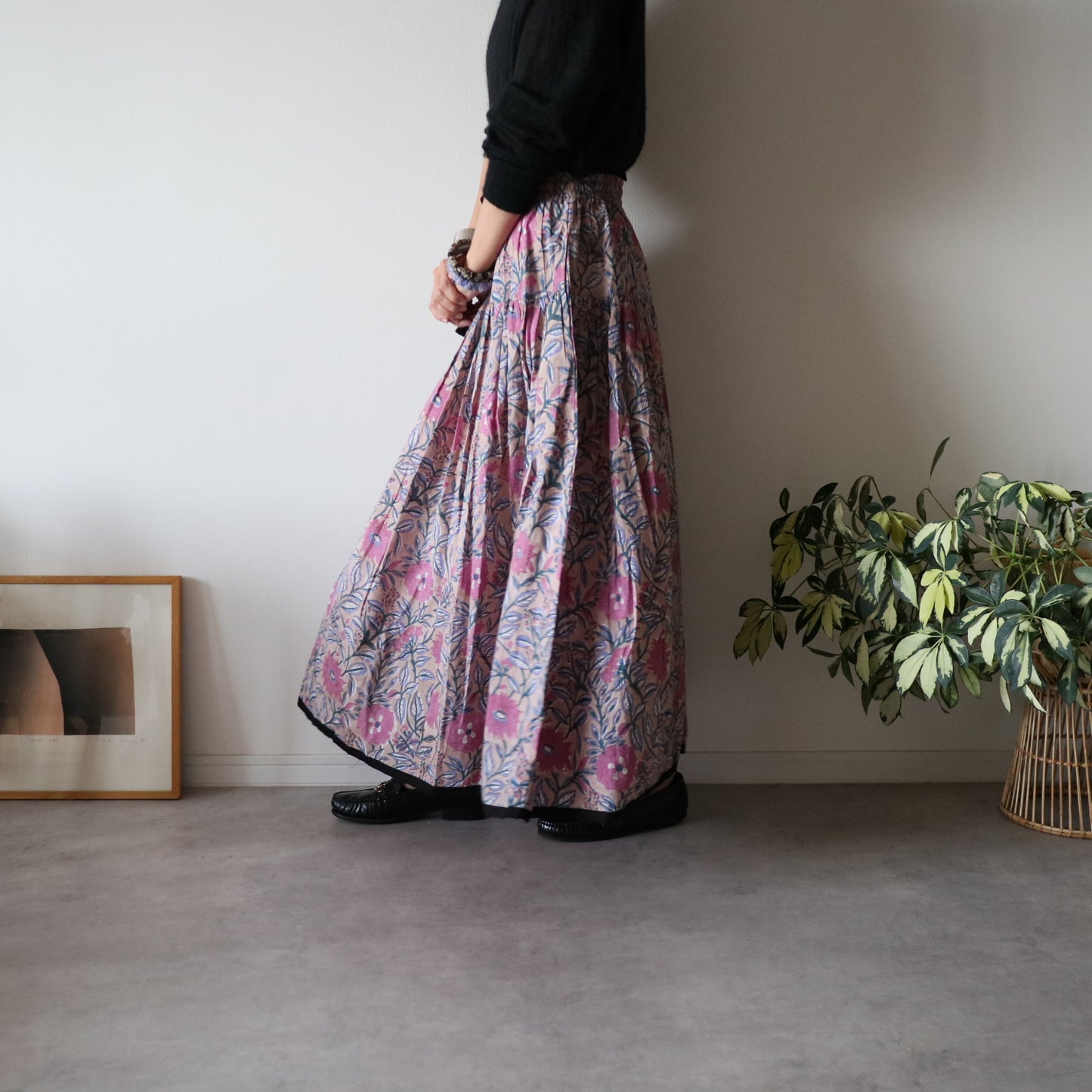 しなやかボリュームのティアードスカート -beige-