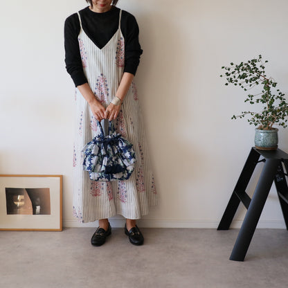 すっきりシルエットの裾ゆれフレアキャミワンピース【ice green】