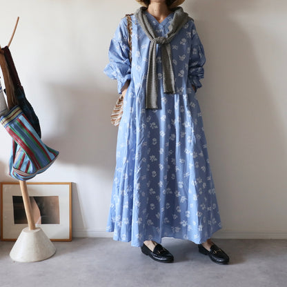 《basic size》すっきりシルエットの裾揺れフレアワンピース【blue】