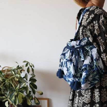 《即納》軽やかフリルの2wayキルトbag【navy】