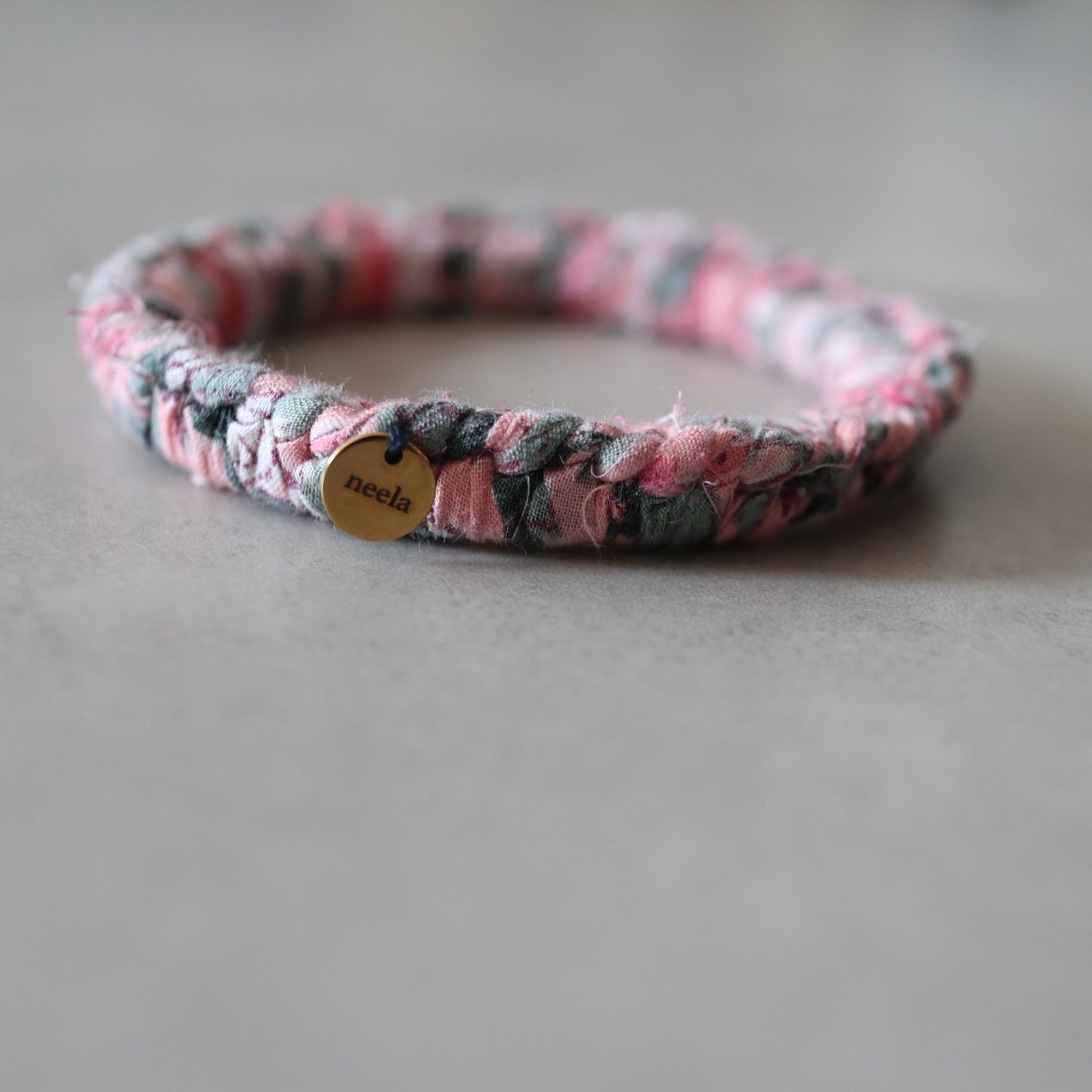 チャリティーバングル【gray & pink】送料無料