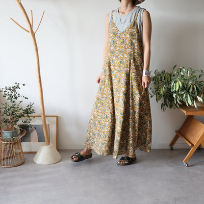 《受注》裾ゆれフレアキャミワンピース【mustard brown】