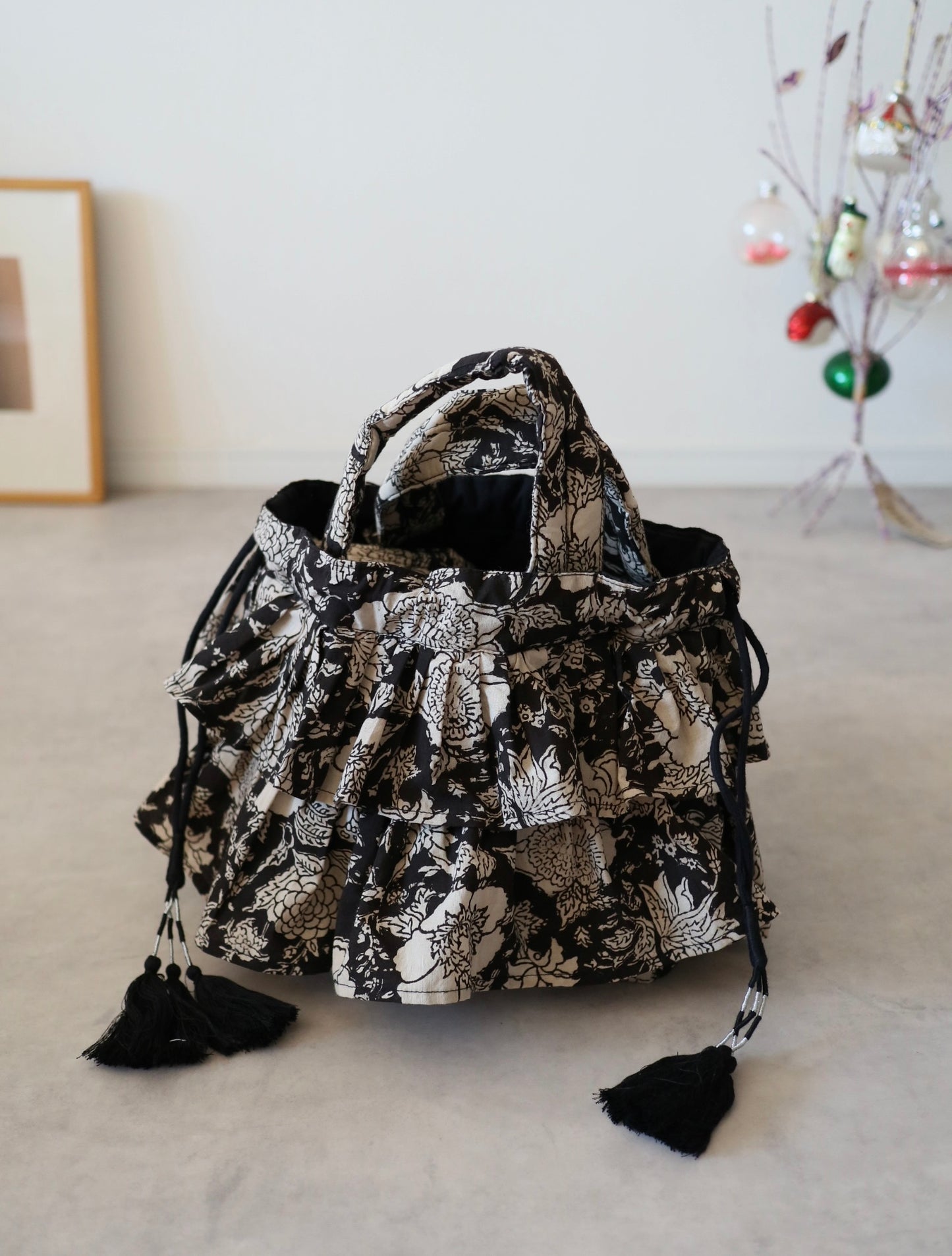 軽やかフリルの3wayキルトbag【black】