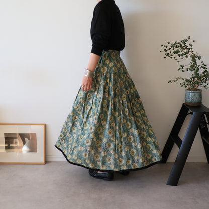 しなやかボリュームのティアードスカート -light green-