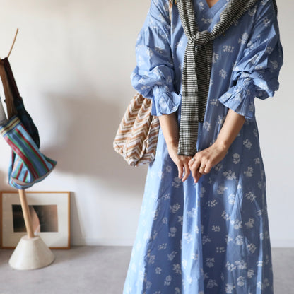 《basic size》すっきりシルエットの裾揺れフレアワンピース【blue】