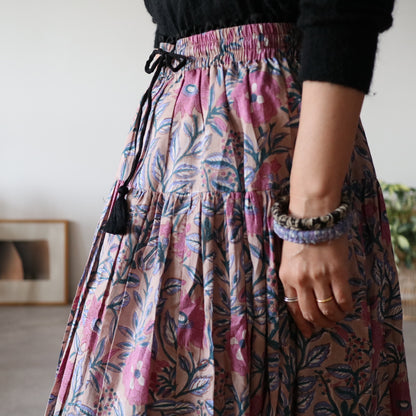 しなやかボリュームのティアードスカート -beige-