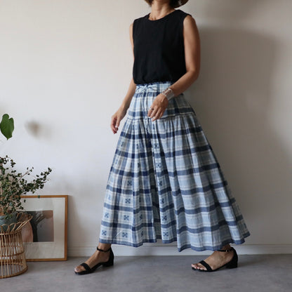 手織りジャムダニ綿の風纏うボリュームスカート【blue check】