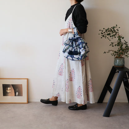 すっきりシルエットの裾ゆれフレアキャミワンピース【ice green】