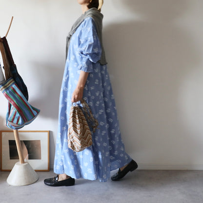 《basic size》すっきりシルエットの裾揺れフレアワンピース【blue】