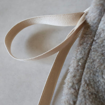 ふんわりあたたか side ribbon vest【moku brown】