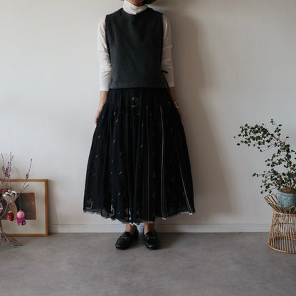 ふんわりあたたか side ribbon vest【charcoal】