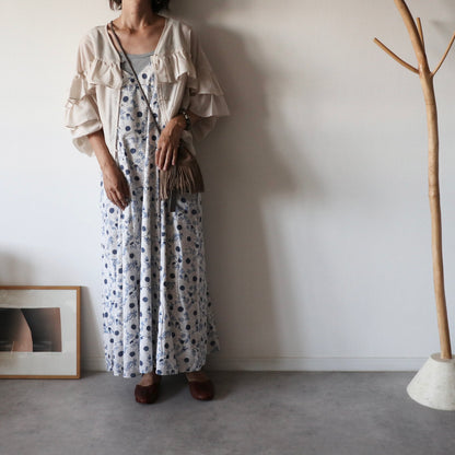 《即納》すっきりシルエットの裾ゆれフレアキャミワンピース【white】