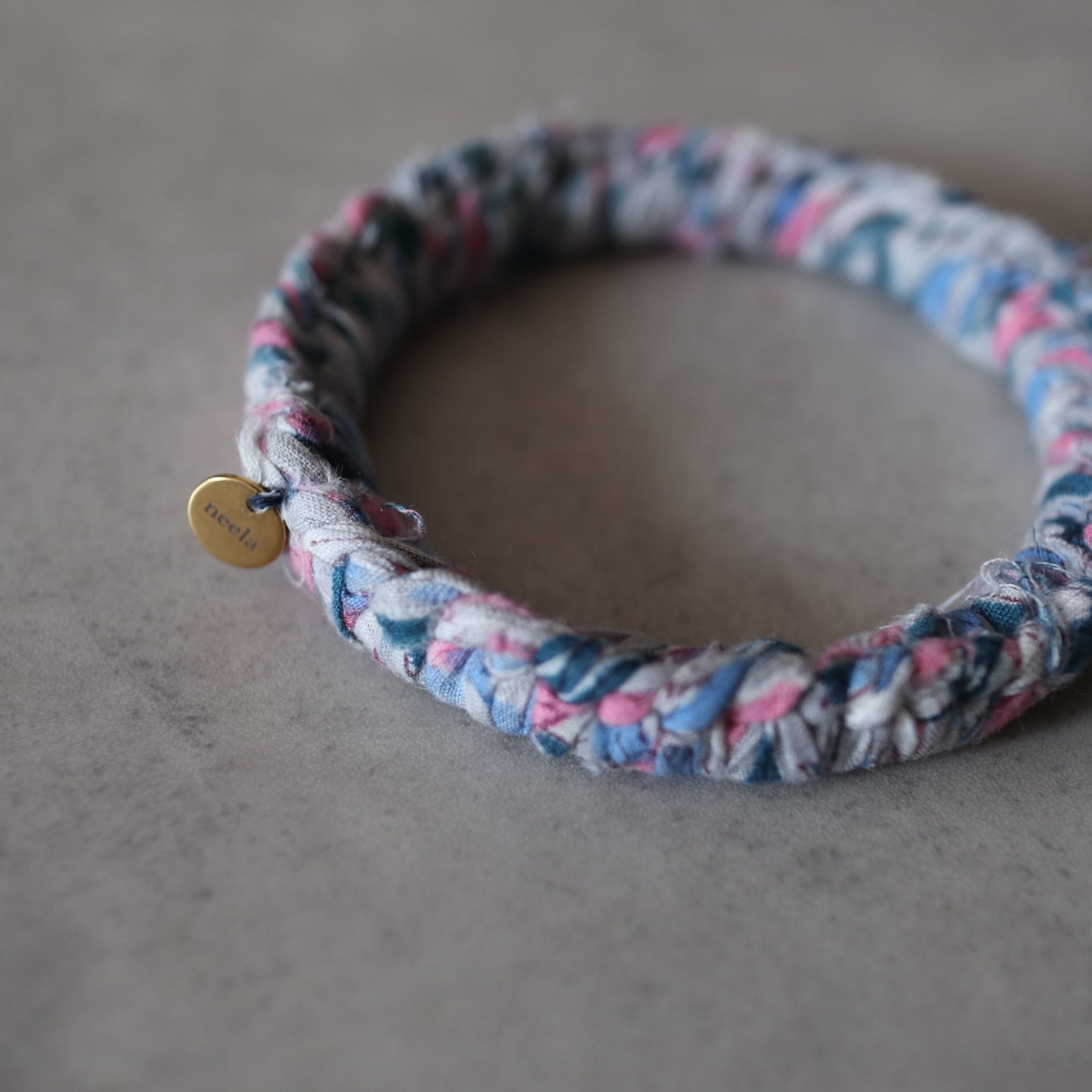 チャリティーバングル【gray & pink】送料無料