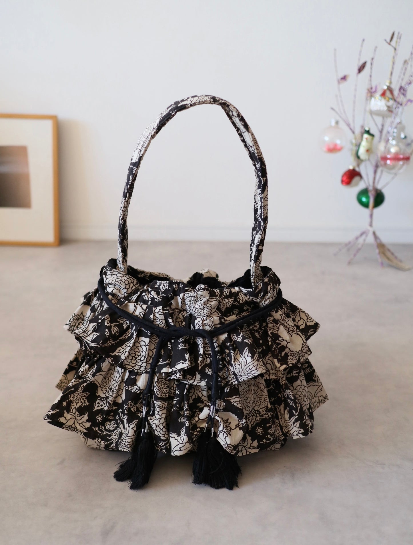 軽やかフリルの3wayキルトbag【black】