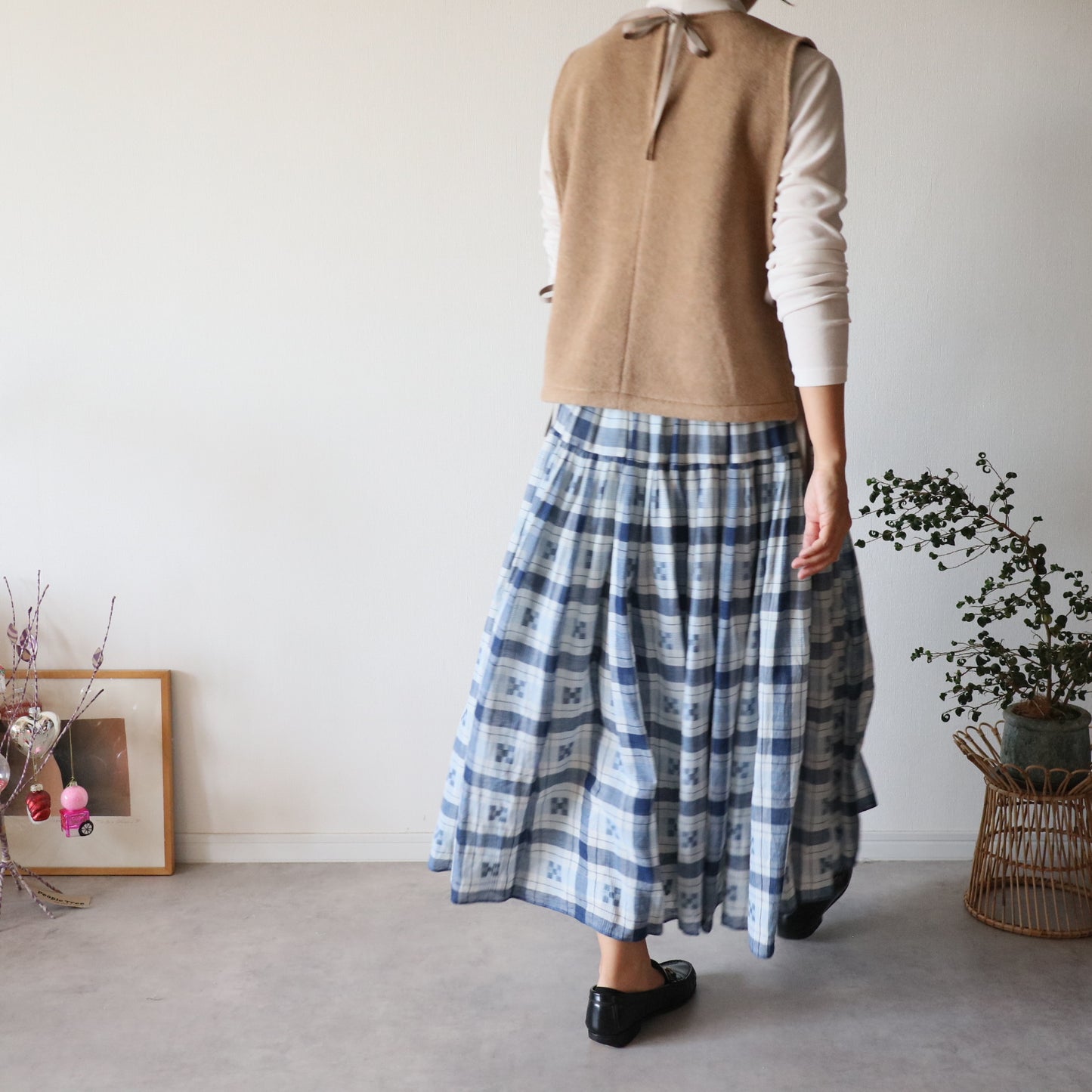 ふんわりあたたか side ribbon vest【camel】