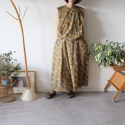 《受注》裾ゆれフレアキャミワンピース【mustard brown】
