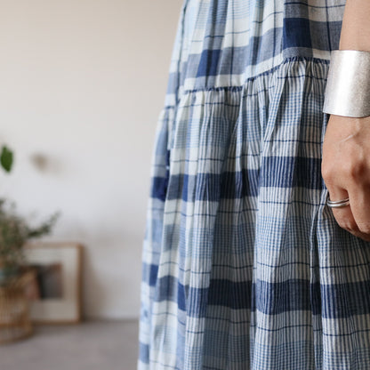 手織りジャムダニ綿の風纏うボリュームスカート【blue check】