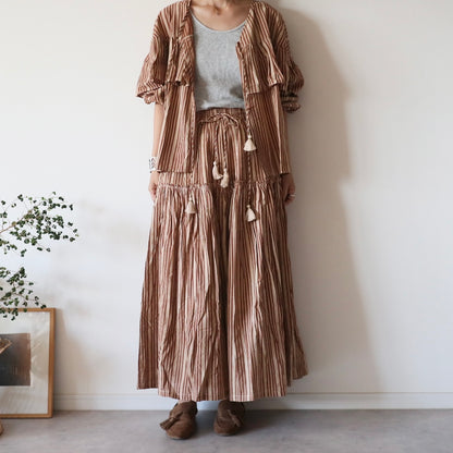 しなやかボリュームのティアードスカート -brown stripe-