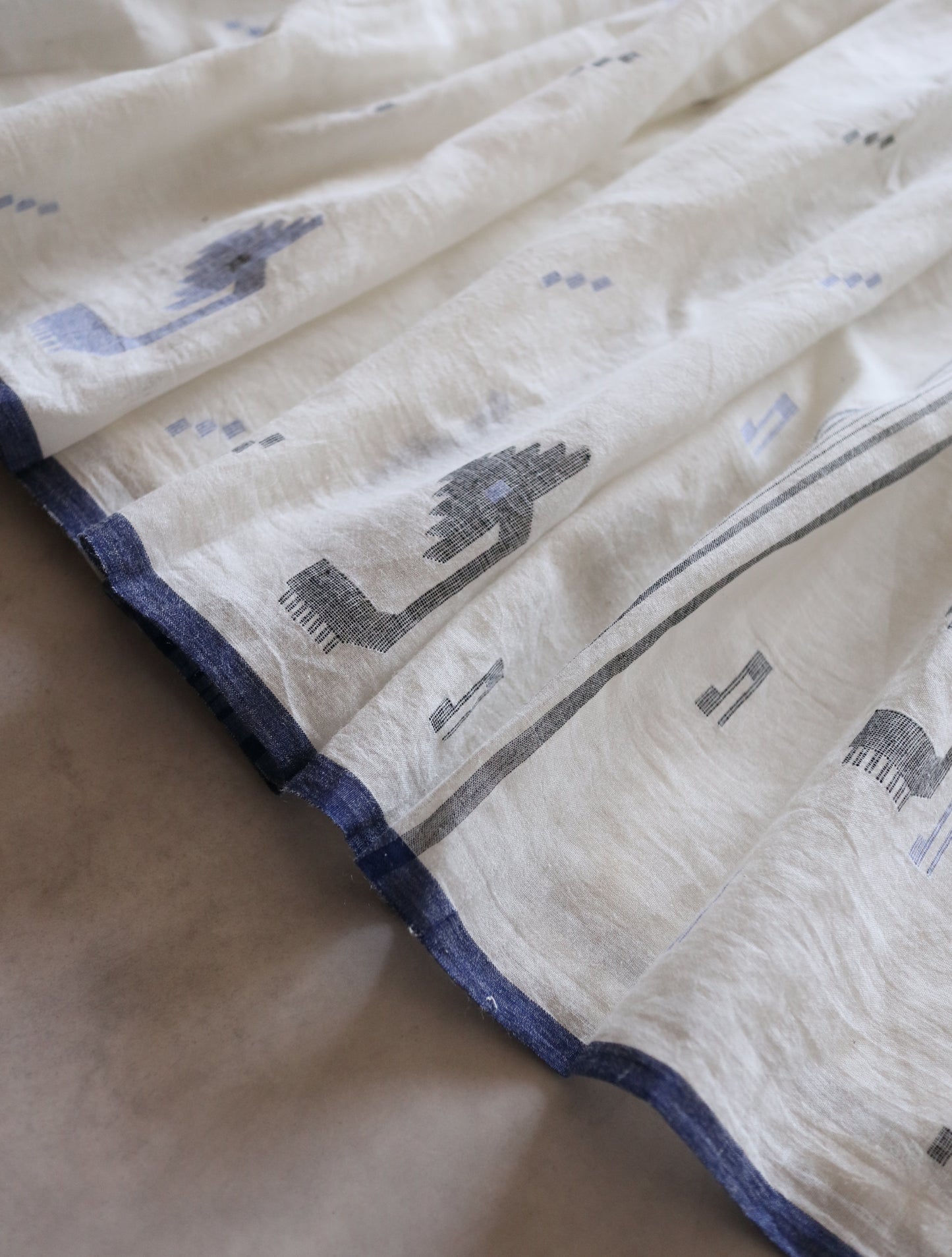 手織りジャムダニ綿の風纏うボリュームスカート【white】