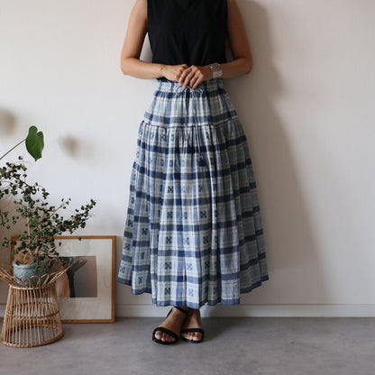 手織りジャムダニ綿の風纏うボリュームスカート【blue check】
