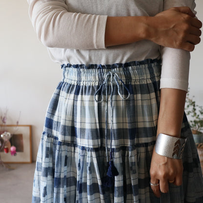 手織りジャムダニ綿の風纏うボリュームスカート【blue check】