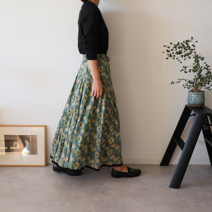 しなやかボリュームのティアードスカート -light green-