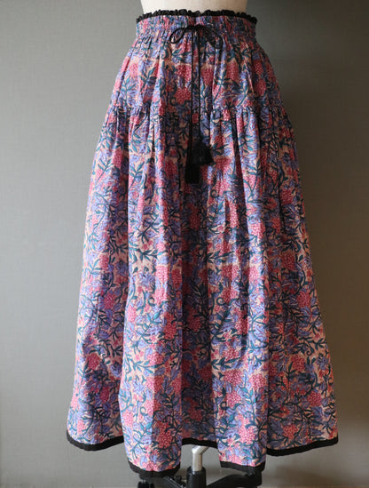 しなやかボリュームのティアードスカート -chai pink-