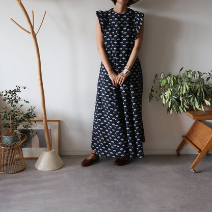 《即納》裾ゆれフレアキャミワンピース【deep navy】