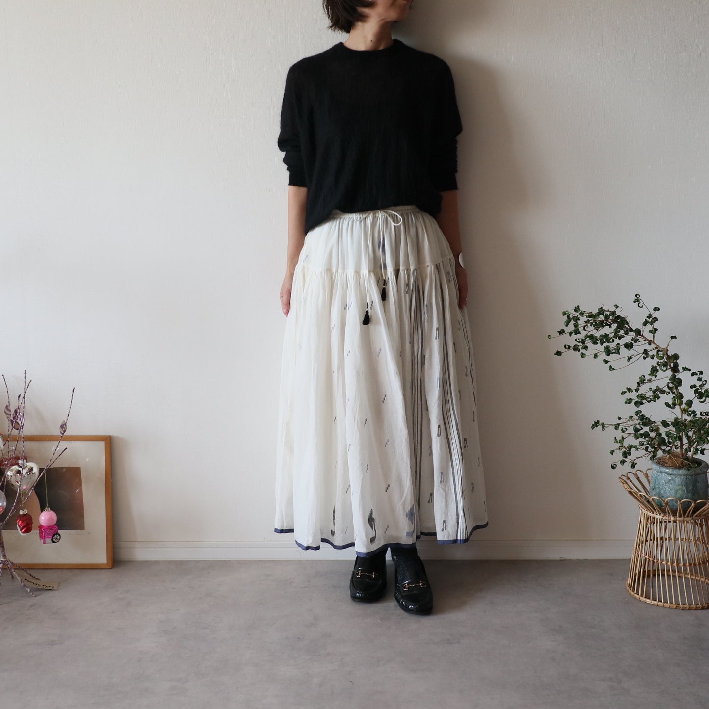 手織りジャムダニ綿の風纏うボリュームスカート【white】