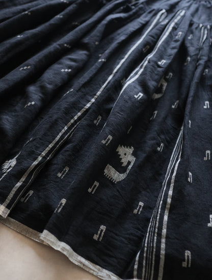 手織りジャムダニ綿の風纏うボリュームスカート【black】