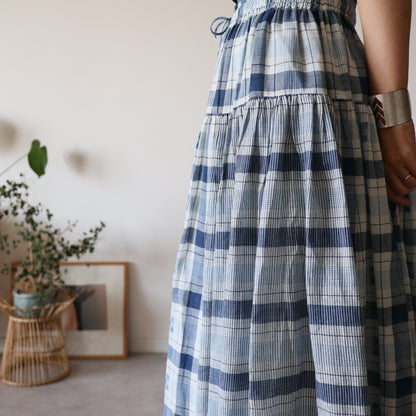 手織りジャムダニ綿の風纏うボリュームスカート【blue check】
