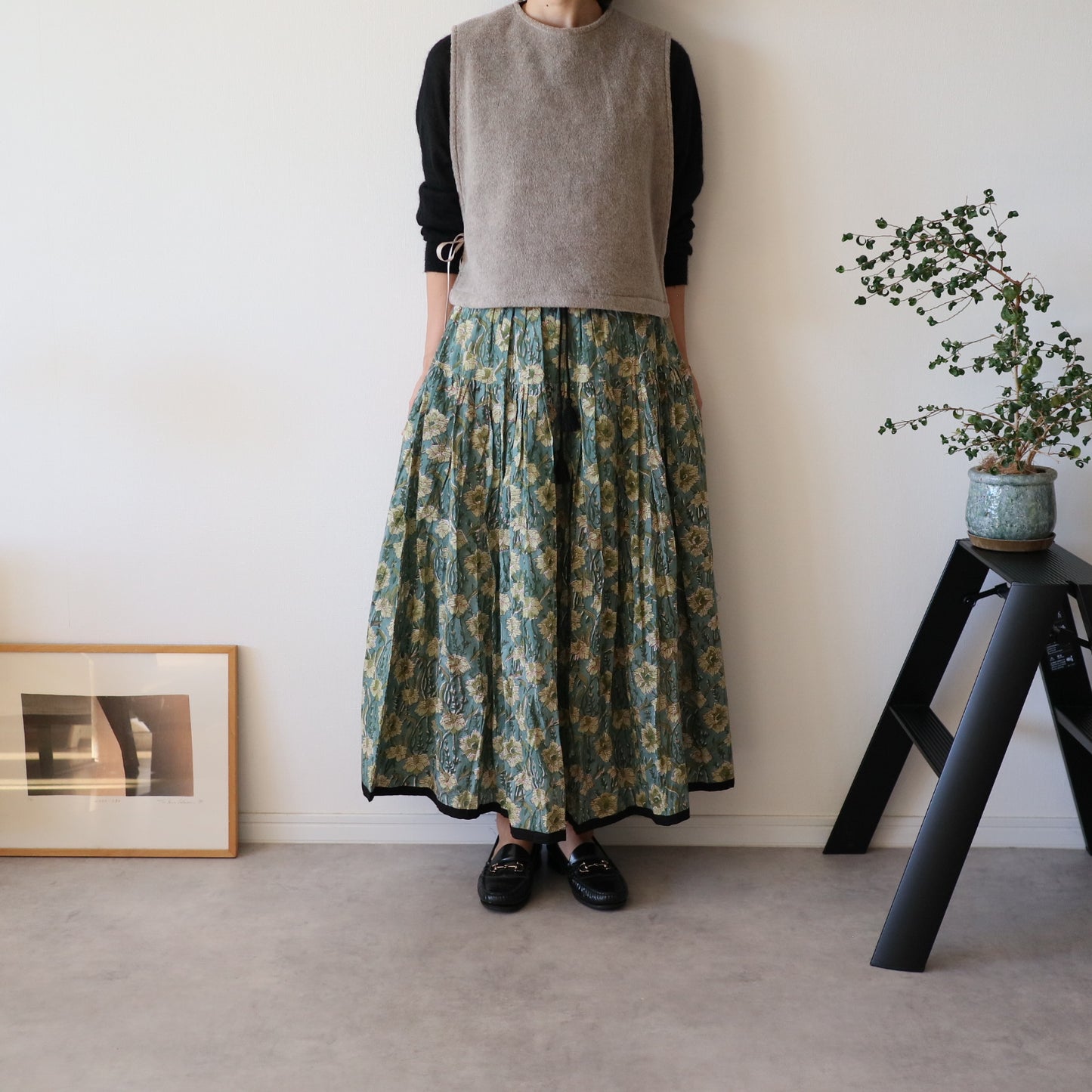 しなやかボリュームのティアードスカート -light green-