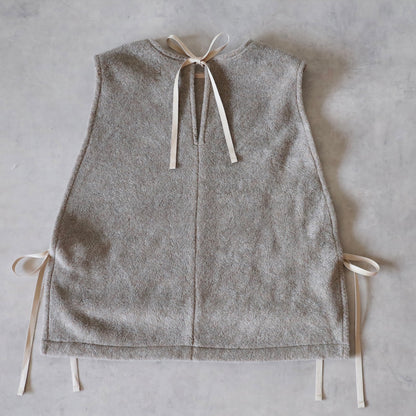 ふんわりあたたか side ribbon vest【moku brown】